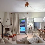 Hammock House *