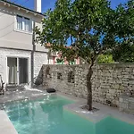 בית נופש Hammock House גאיוס